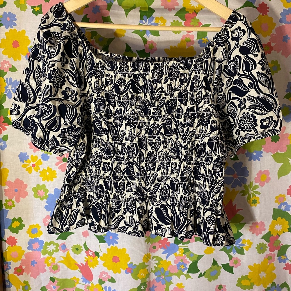 Ann Taylor elastic crop top